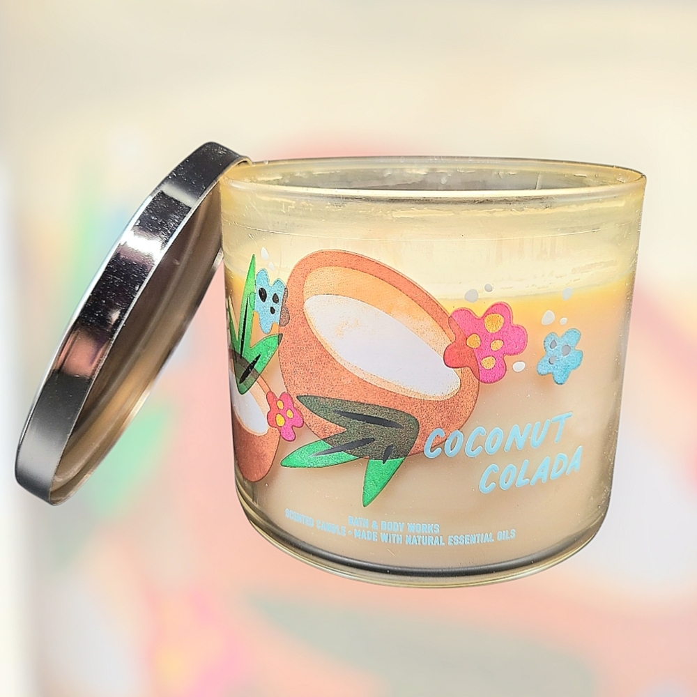 COCONUT COLADA 3-WICK CANDLE BY BATH & BODY WORKS